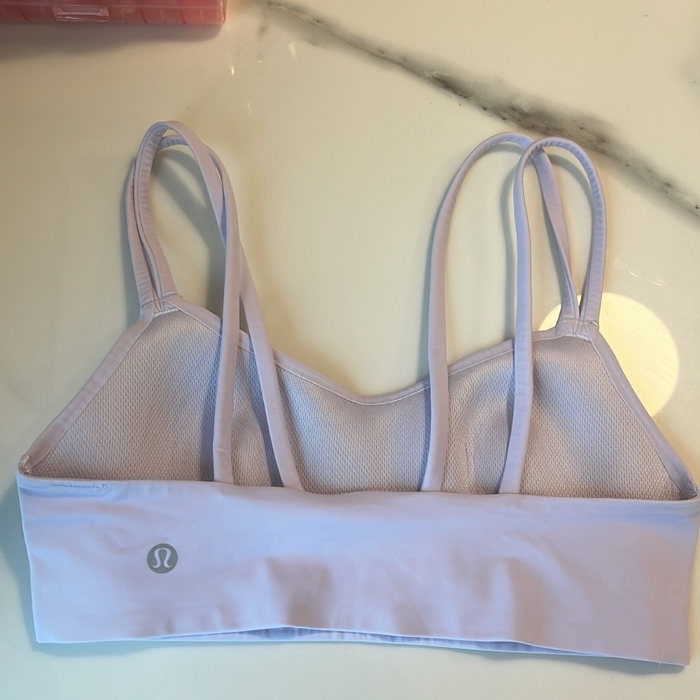 Lululemon cloud line bra size 4
